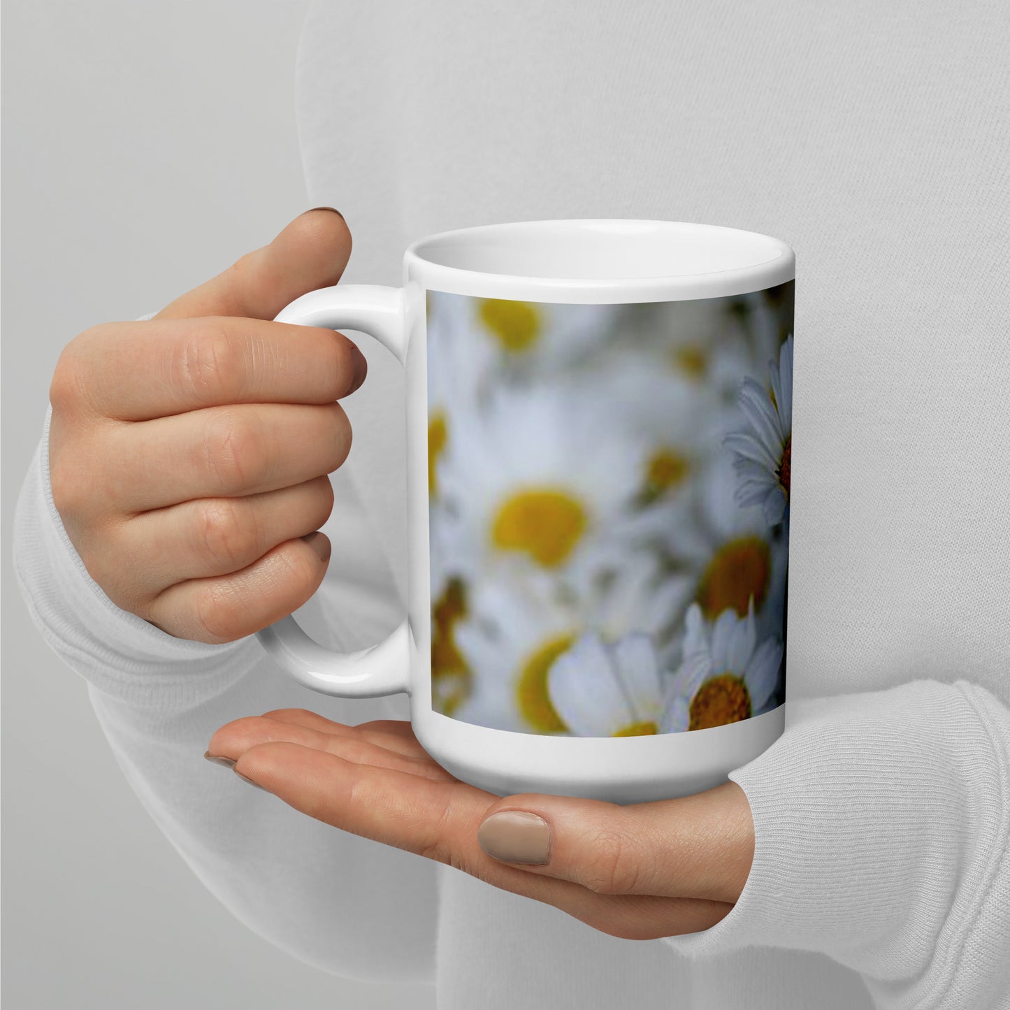 Glossy White Ceramic Coffee Mug - Daisy Flowers